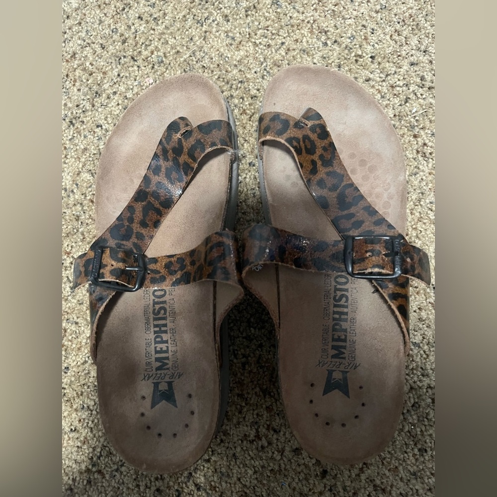 Mephisto size 36 never worn